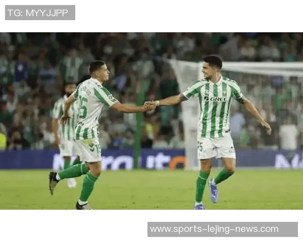 欧联杯激战里昂与马竞互交白卷全场气氛紧张引发球迷热议