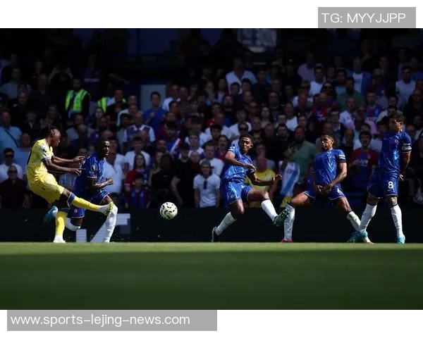 英超精彩对决：里昂与多特蒙德战成平局绝杀瞬间引发全场狂欢