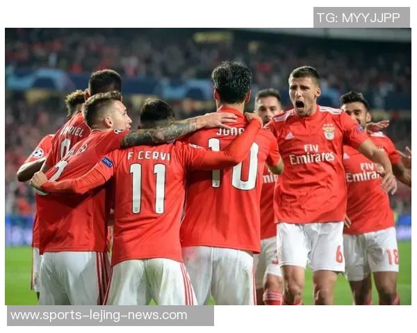 中超激战切尔西与本菲卡握手言和精彩瞬间引发全场热烈反响