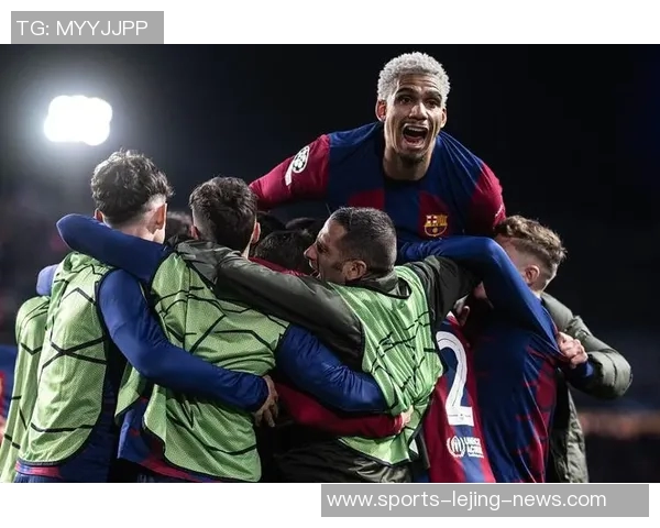 友谊赛精彩回顾曼联与巴萨1比1平点球大战引发全场热烈反响