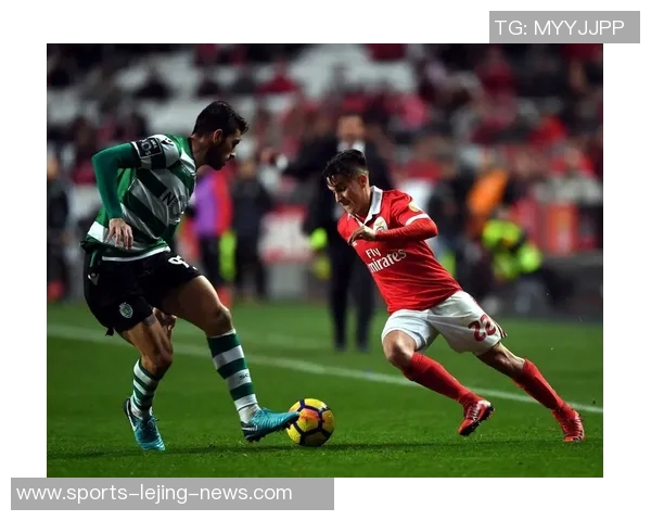 本菲卡逆袭那不勒斯上演惊天逆转全场沸腾的欧联杯大战