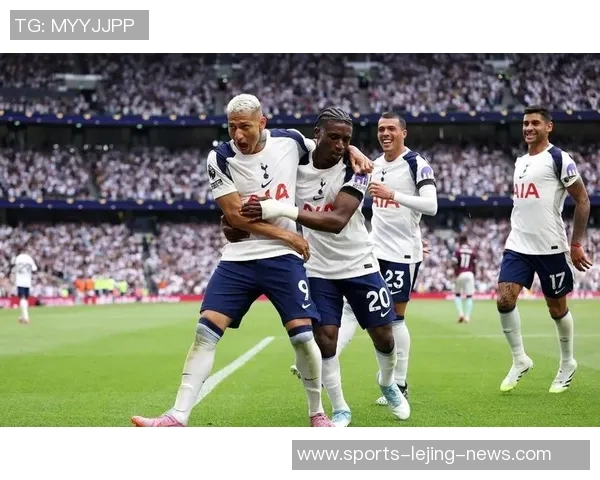 英超焦点战巴黎圣日耳曼与热刺握手言和转会传闻引发热议